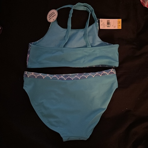 🍀NEW🍀Girls two piece swimsuit - Picture 2 of 4